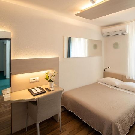 Hotel Campione Bissone Zewnętrze zdjęcie