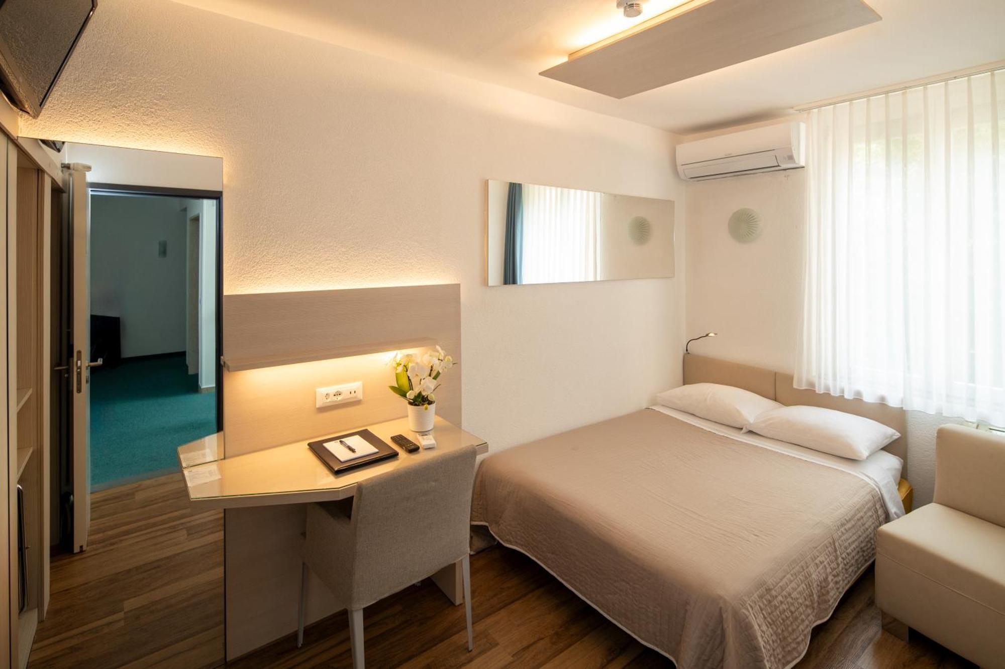 Hotel Campione Bissone Zewnętrze zdjęcie
