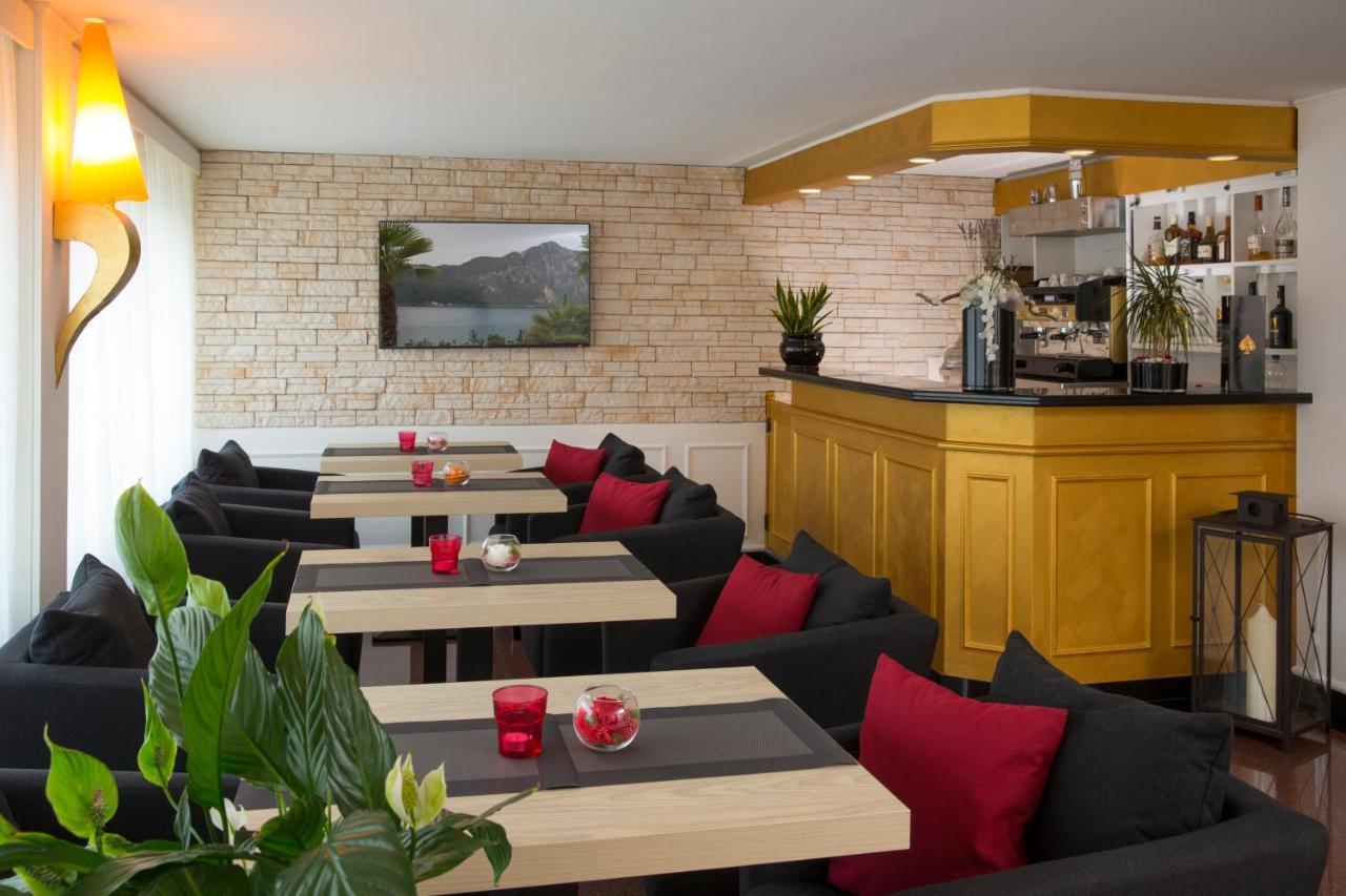 Hotel Campione Bissone Zewnętrze zdjęcie